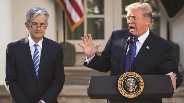 Tổng thống Trump “nội công FED, ngoại kích EU”